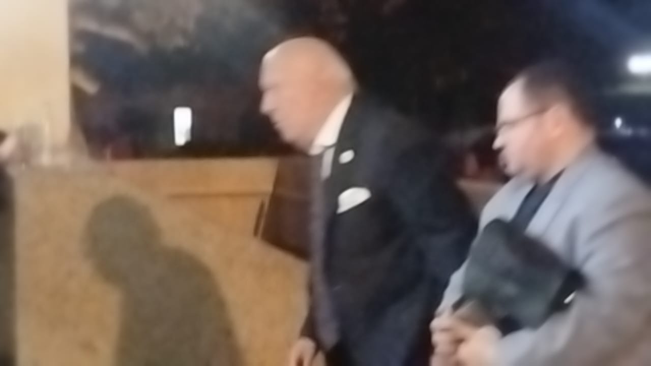 لحظة وصول الموسيقار عمر خيرت إلى الأوبرا (3)