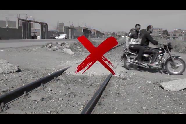 عبور المزلقان