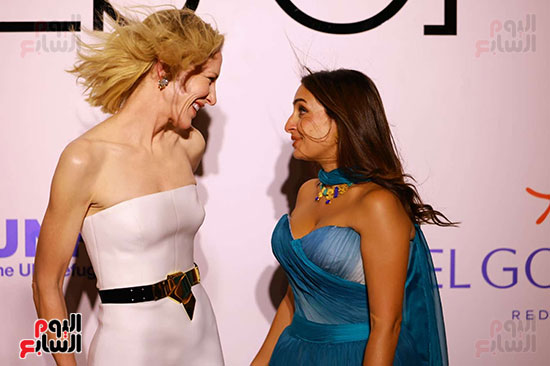 روجيبنا تستقبل كيت بلانشيت بالجونة