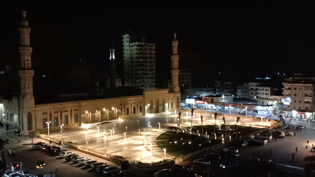 جمال وروعة ساحة الدسوقي عقب تطويرها جمال وروعة ساحة الدسوقي عقب تطويرها