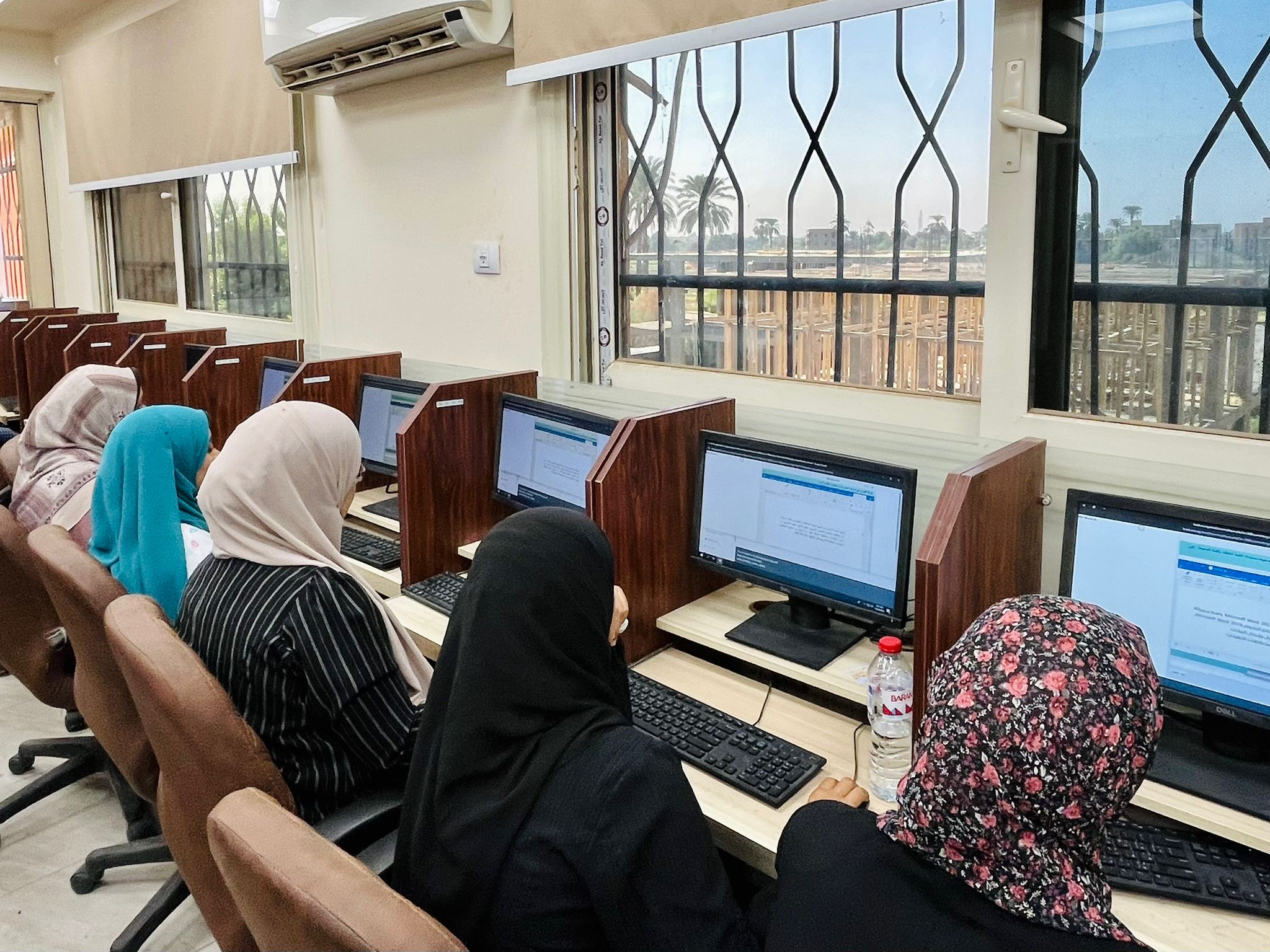 رفع كفاءة هيئة التدريس ومعاونيهم عبر اختبارات التحول الرقمي رفع كفاءة هيئة التدريس ومعاونيهم عبر اختبارات التحول الرقمي