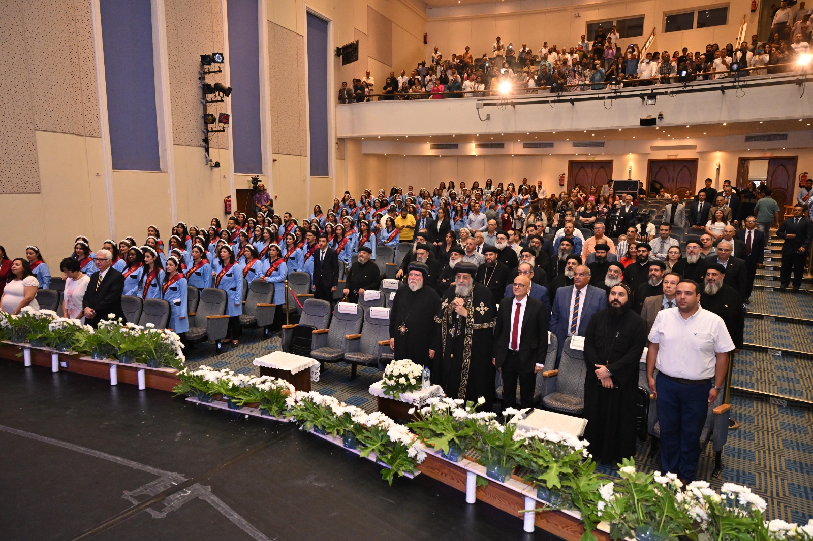 حفل التخرج بالكاتدرائية