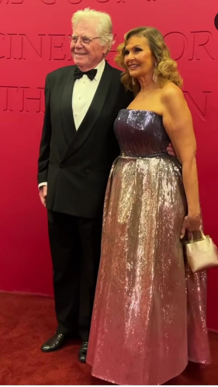 يسرا تشعل أجواء احتفال مهرجان الجونة (6)