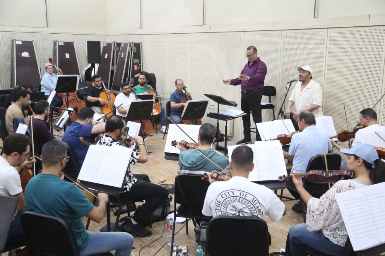 الحجار يختتم بروفاته استعدادًا لحفلمهرجان الموسيقى العربية غدًا (3)