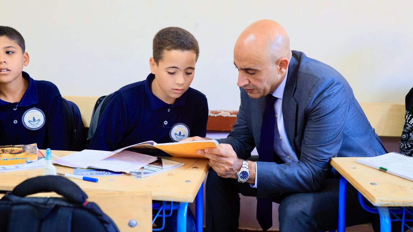 الوزير والطلاب والمنهج