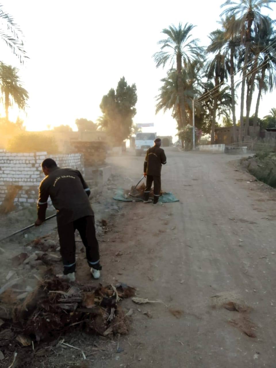 تجهيز الشارع الجديد المؤدي إلى مستشفى الأطفال تمهيدا لرصفه بالطود