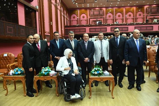 على هامش الملتقى  (7)