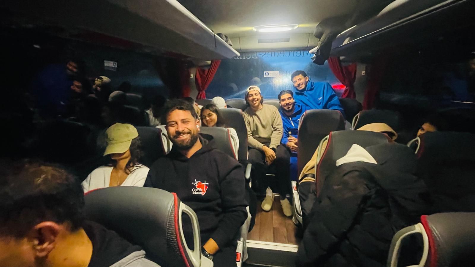 الجاليات المصرية تتحرك لبروكسل لاستقبال الرئيس السيسى (18)