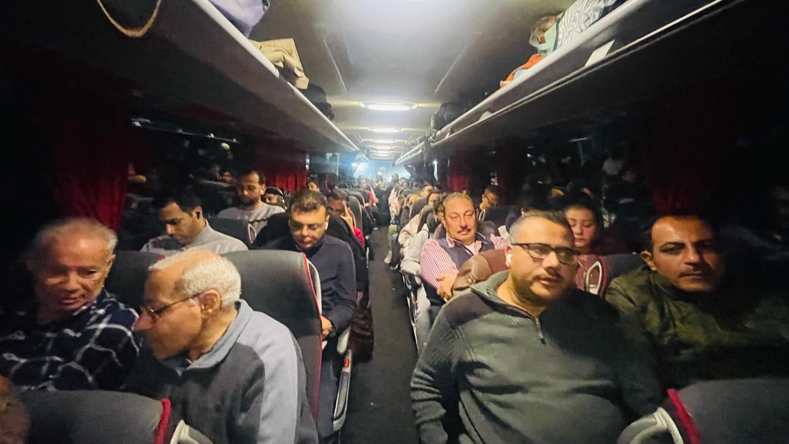 الجاليات المصرية تتحرك لبروكسل لاستقبال الرئيس السيسى (3)