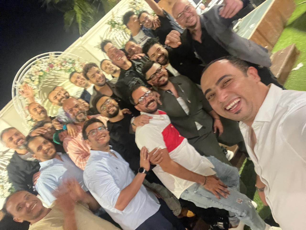 أحمد جمال يحتفل بزفافه وسط أهله في طنطا قبل الموعد الرسمي للفرح (4)