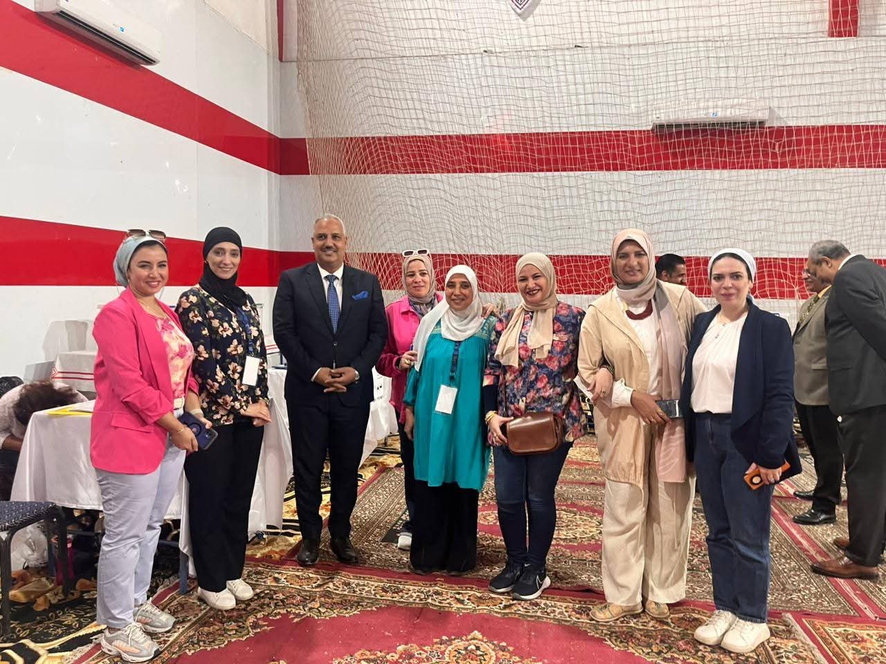 الصبروط يتوسط موظفي الشباب والرياضة