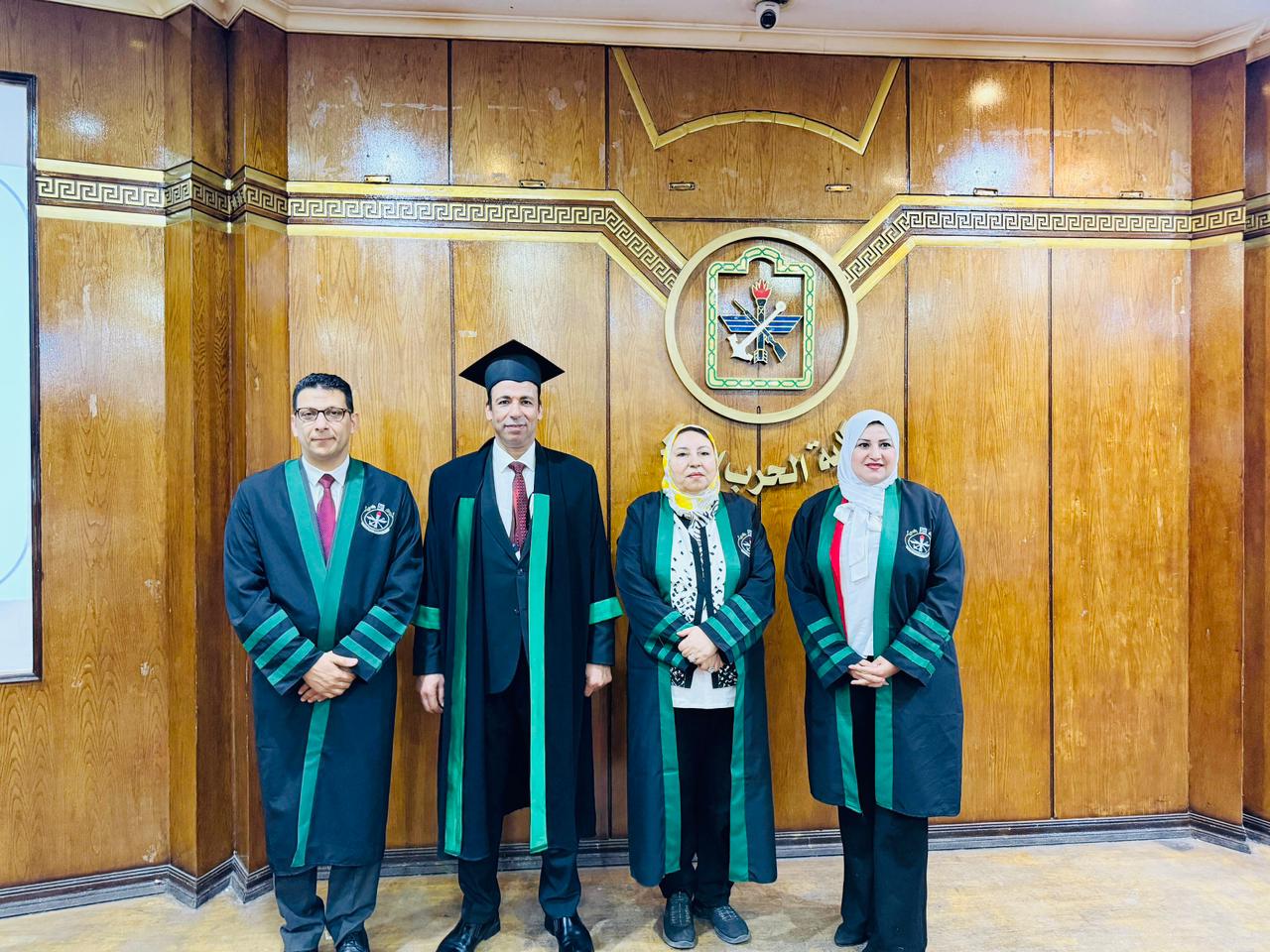 جانب من المناقشة (1)