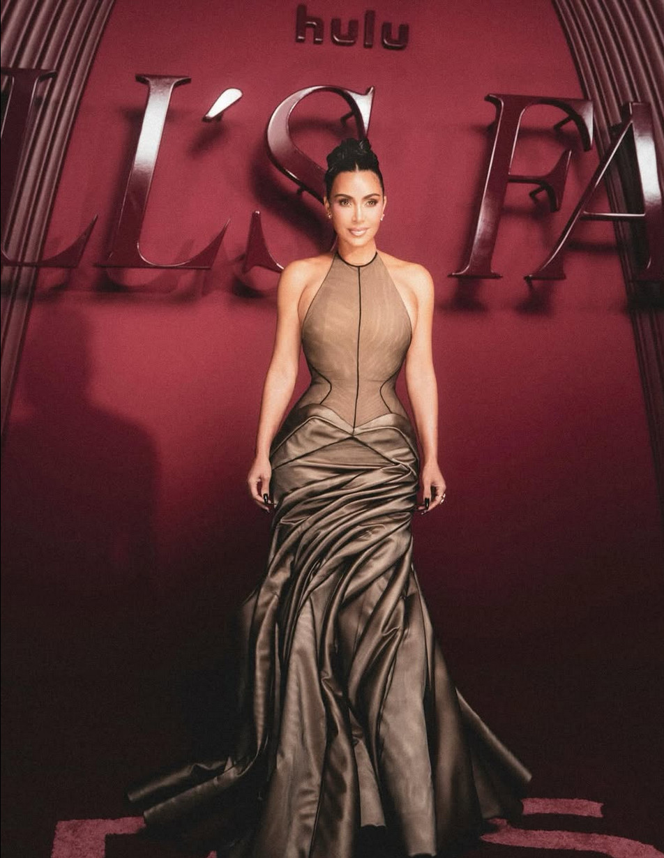 اطلالات كيم كاردشيان  (7)