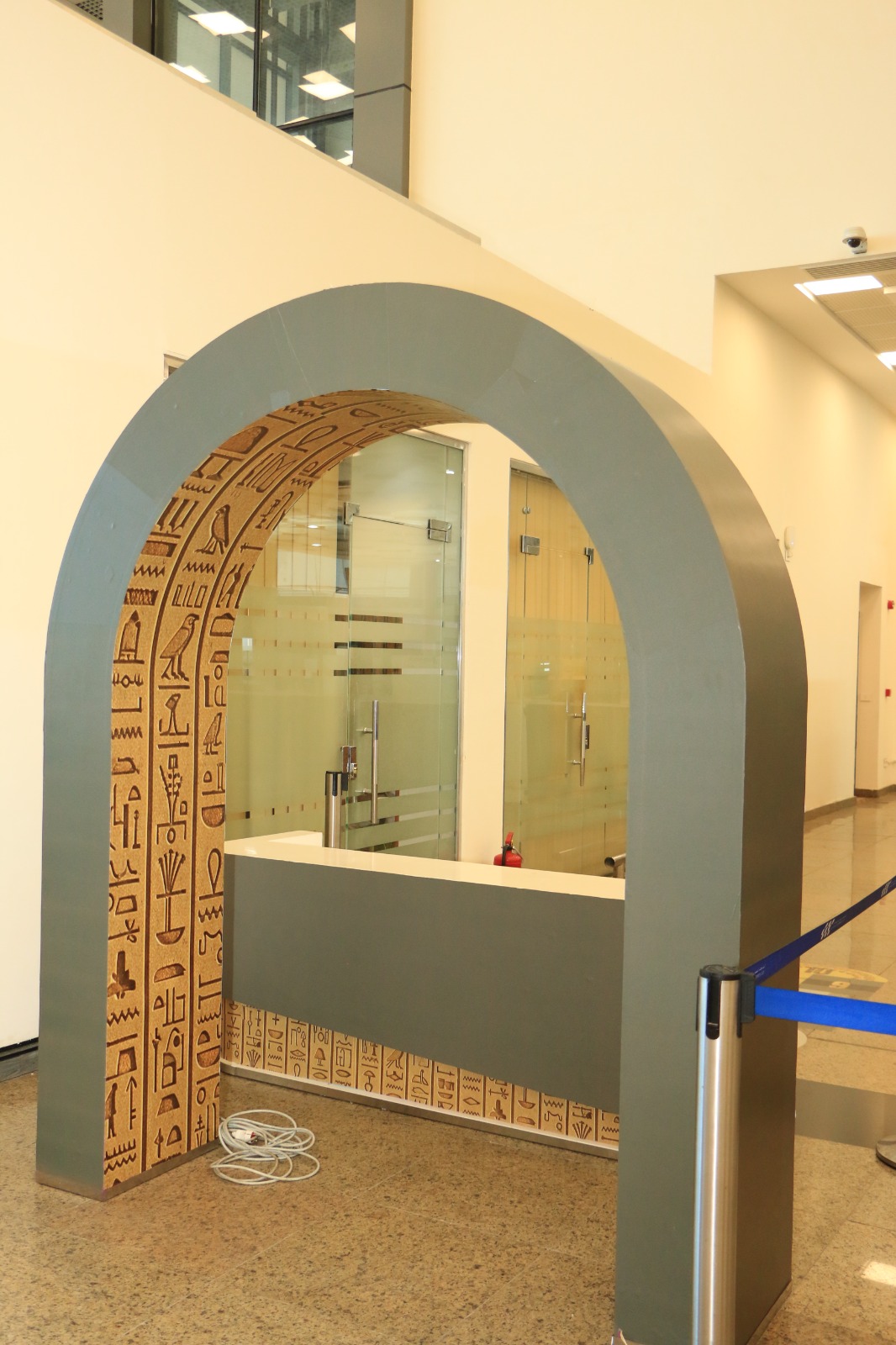 مطار سفنكس (3)