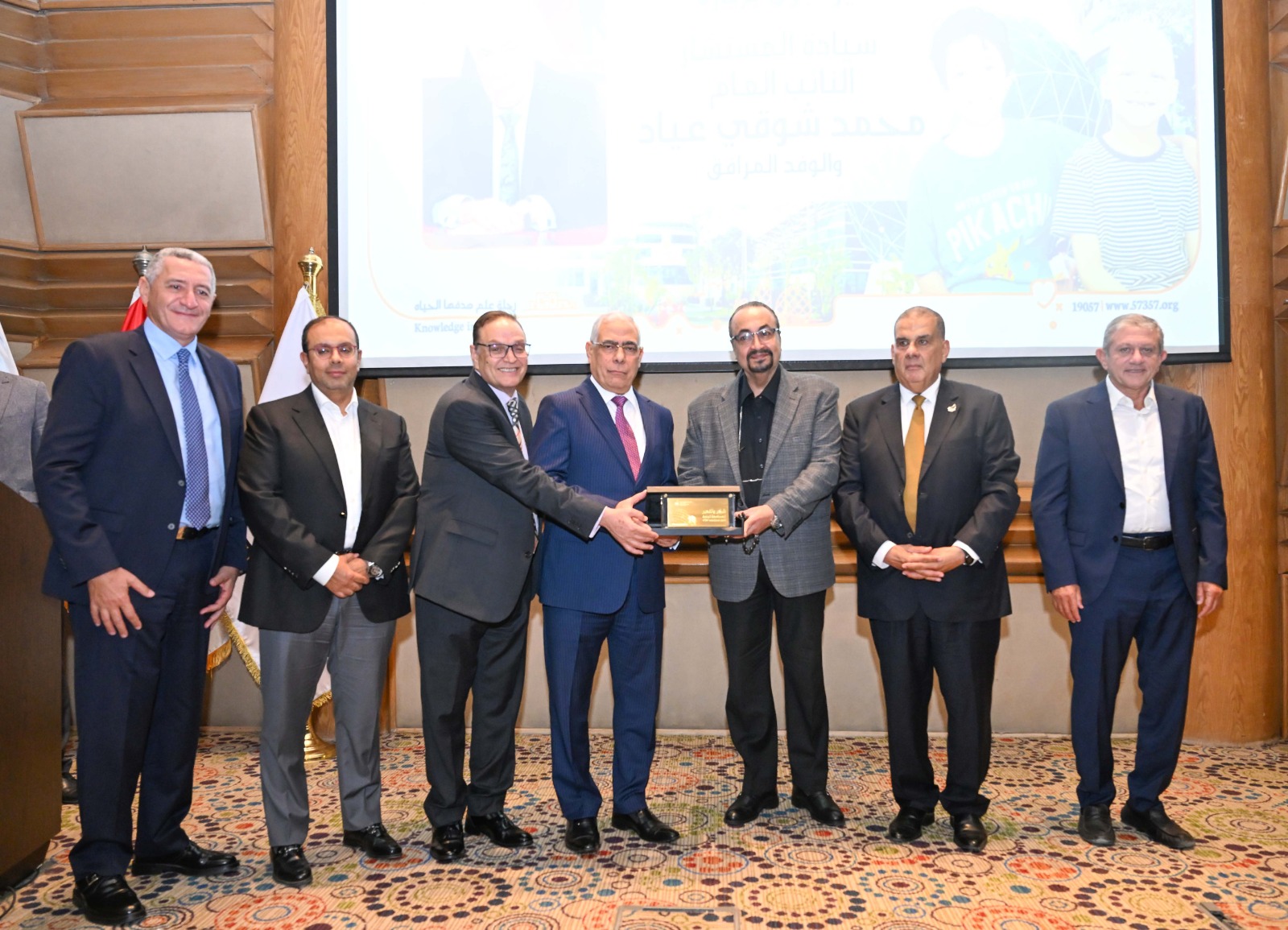 النائب العام يزور مستشفى سرطان الأطفال  (1)