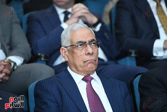 النائب العام يستمع لفيلم تسجيلى عن مرضى السرطان ونسب الشفاء بين الأطفال (1)