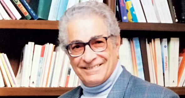 الأديب الراحل أنيس منصور