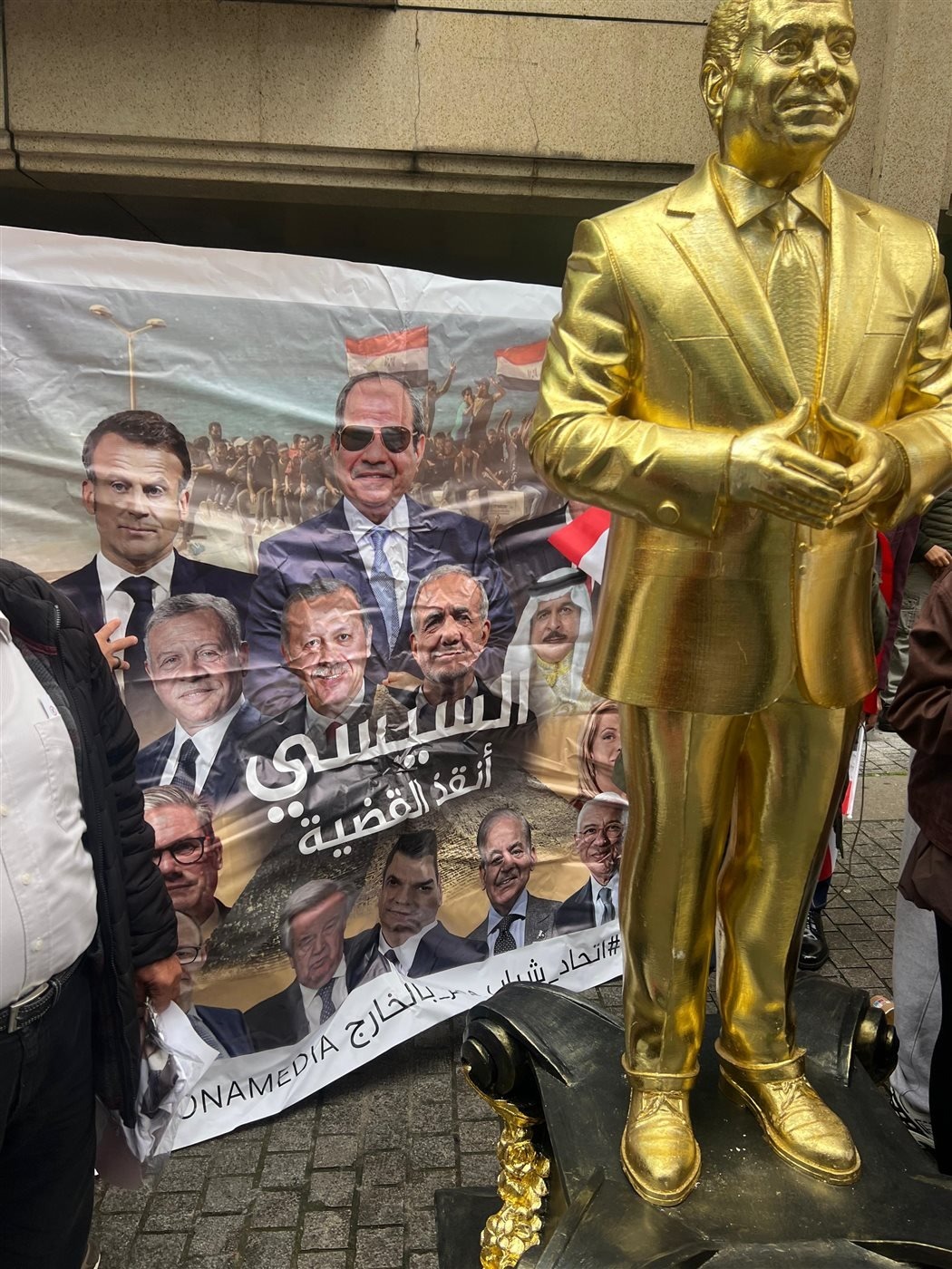 تمثال الرئيس السيسى (4)