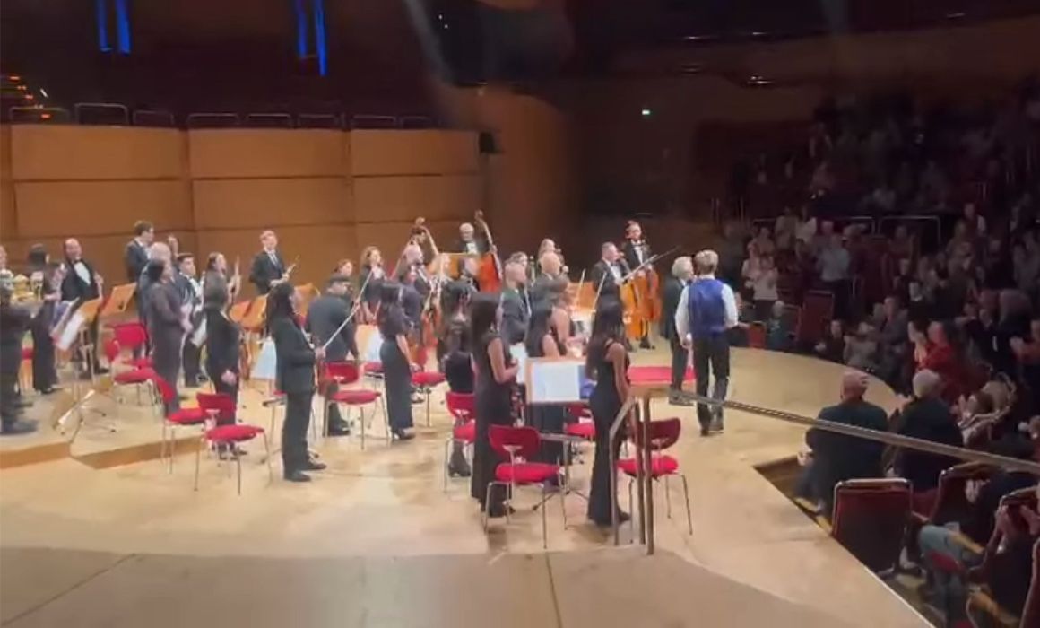 الجمهور الالماني يحيي الاوركسترا