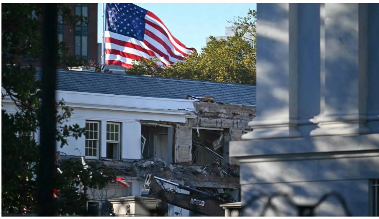 هدم أجزاء من البيت الأبيض هدم أجزاء من البيت الأبيض