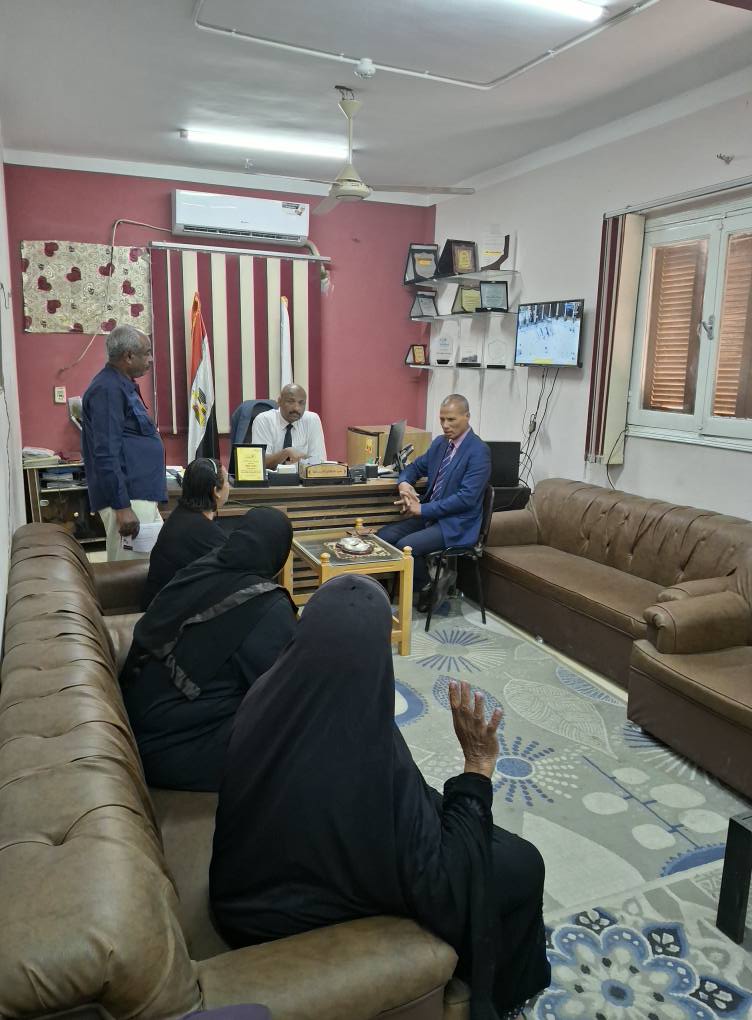 مناقشة شكاوى المواطنين ضمن فعاليات اليوم المفتوح الأسبوعى للتضامن