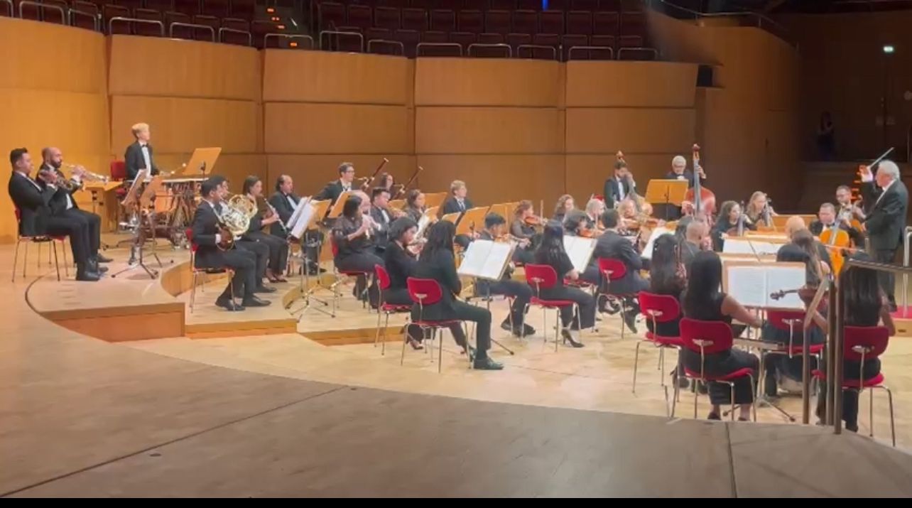 اوركسترا القاهرة بقيادة الصعيدي