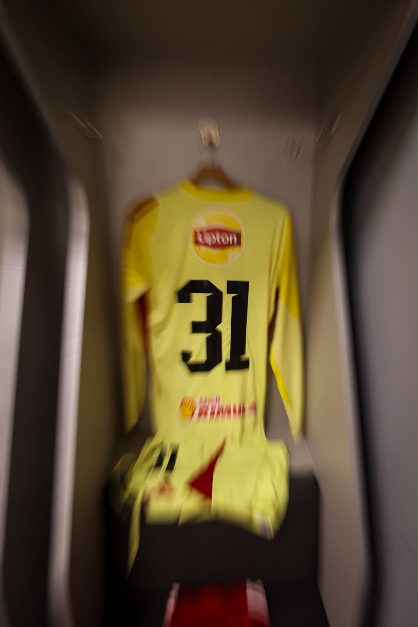 قميص شوبير قميص شوبير