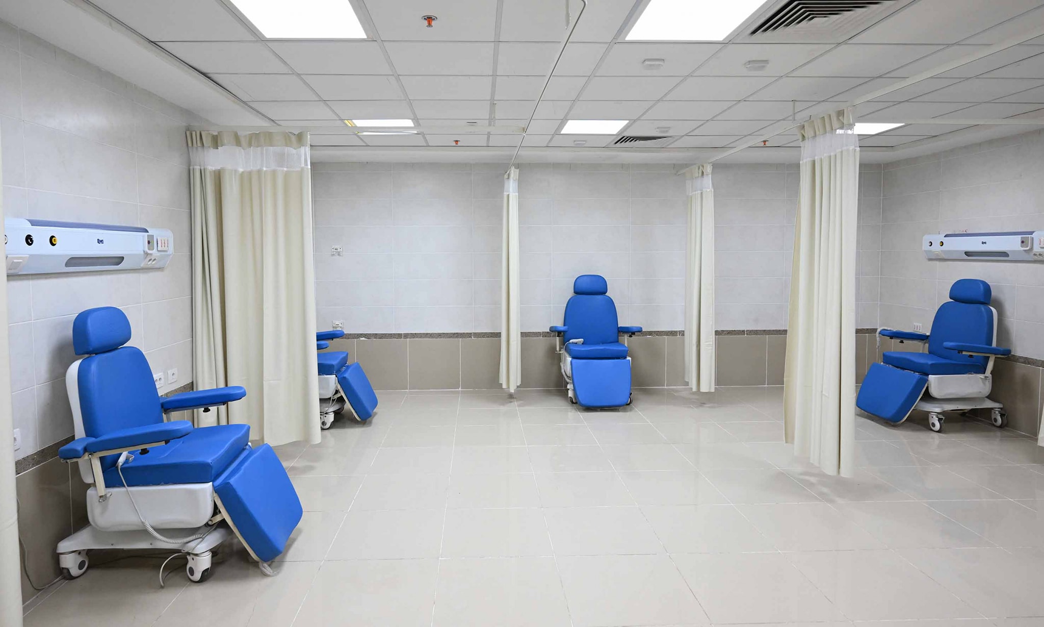 تجهيزات وحدة الغسيل الكلوي تجهيزات وحدة الغسيل الكلوي