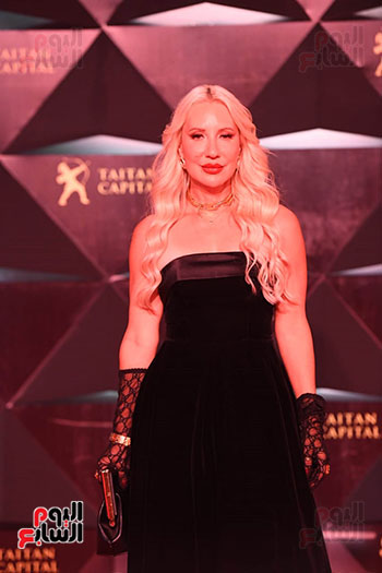 المطربة الأمريكية آمون ستار