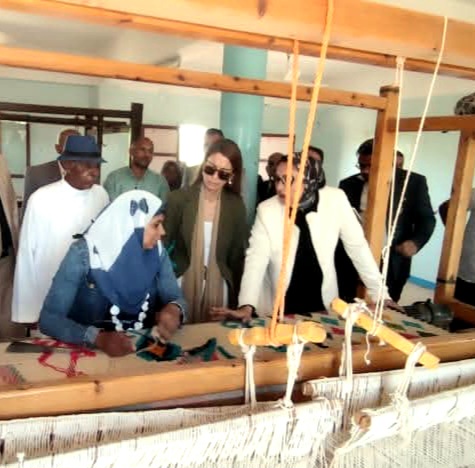 صناعة السجاد اليدوى بقرية البشندى فى الوادى الجديد (7)