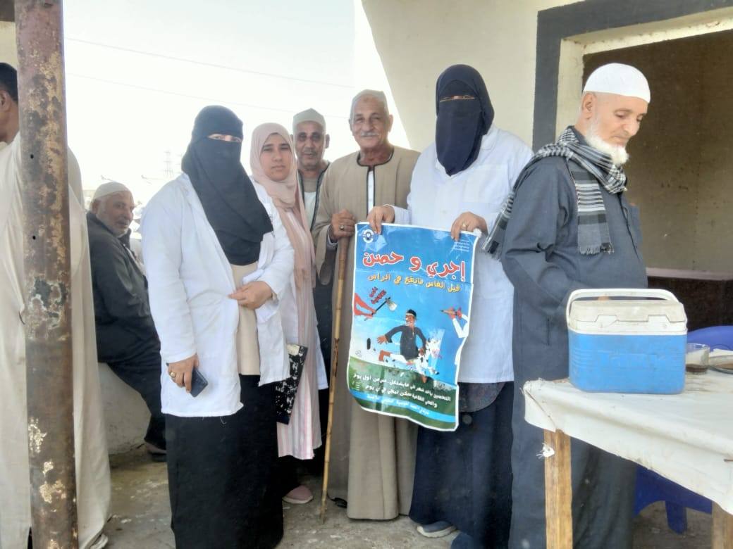 حملات توعية بسوق المواشي