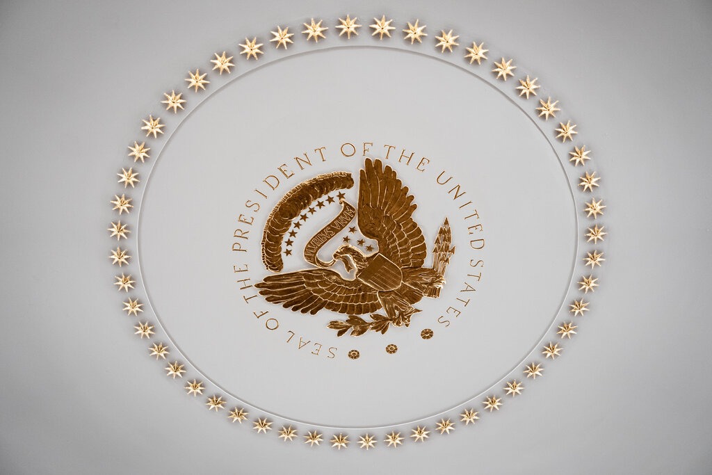 اللون الذهبى فى البيت الابيض