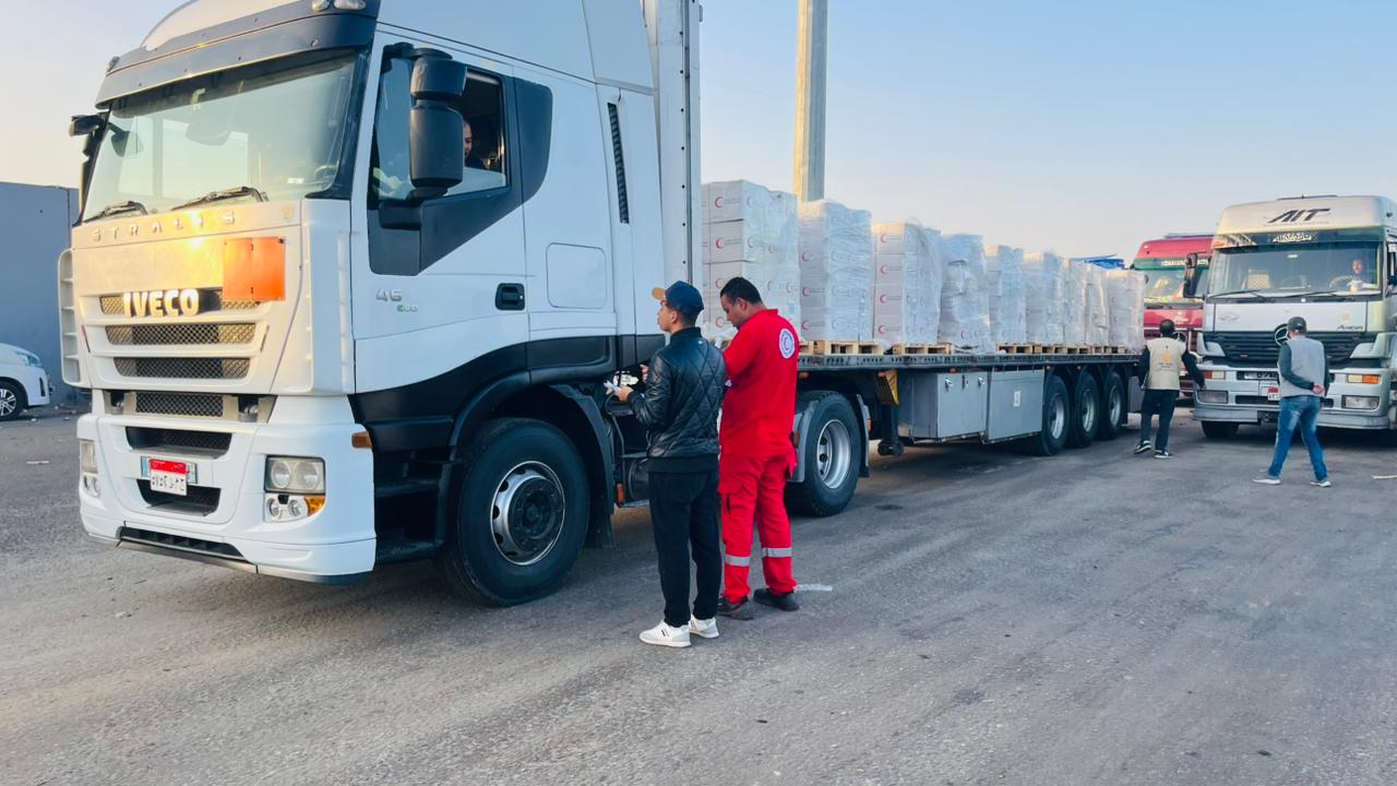 إطلاق قافلة زاد العزة الـ 57 بحمولة 6 الاف طن مساعدات إطلاق قافلة زاد العزة الـ 57 بحمولة 6 الاف طن مساعدات