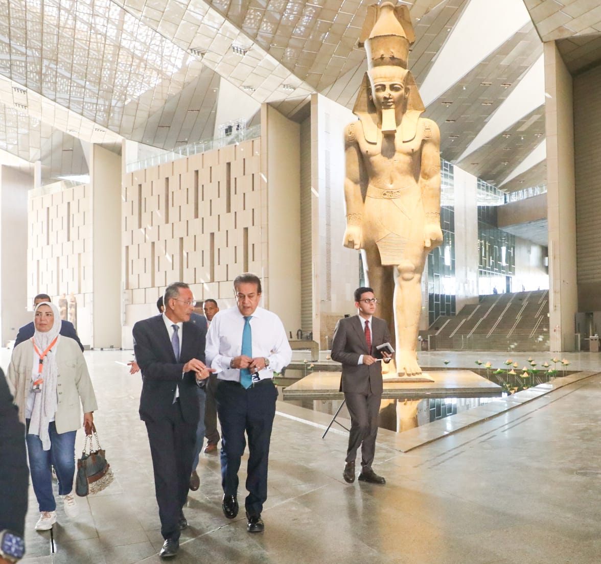 وصول وزير الصحة