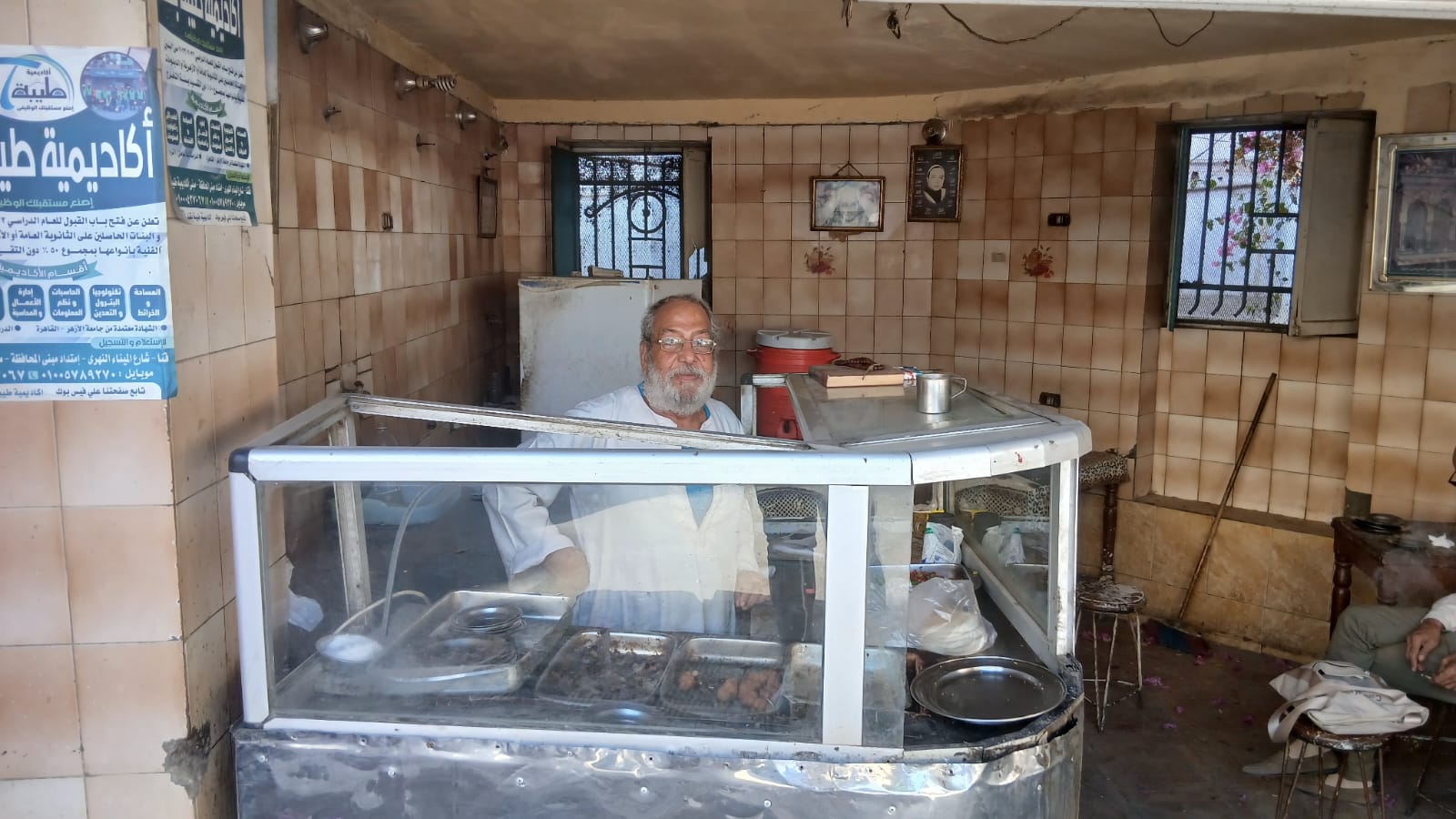 من أقدم أماكن الطعمية بقنا