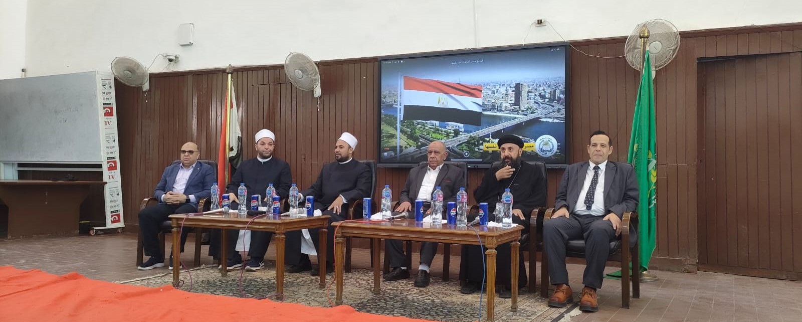 محمد ثروت يشارك فى ندوة بالمعهد الزراعى بشبرا الخيمة (11)