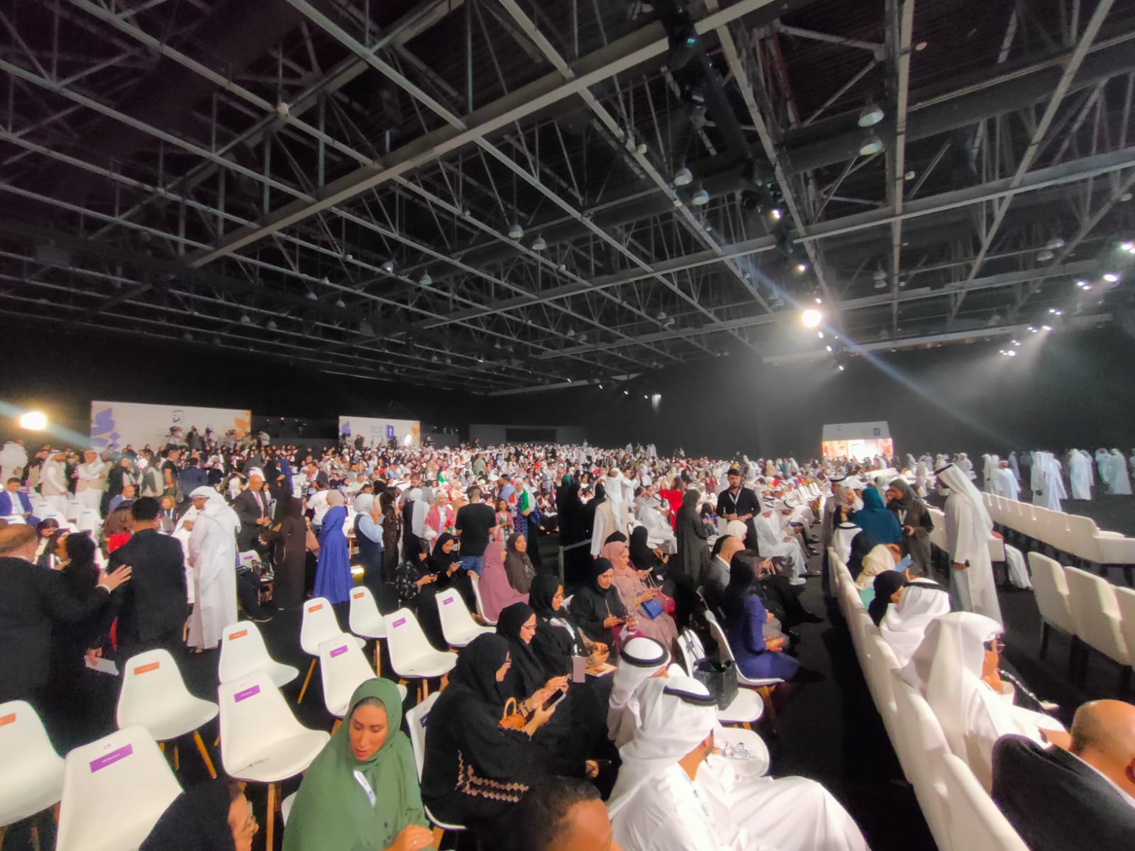 الحفل الختامي لتحدي القراءة بالأناشيد الوطنية للدول العربية