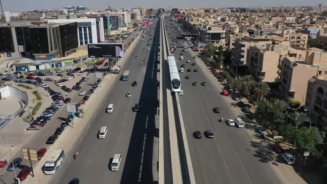 القطار يعمل قريبا