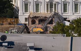 جرافات في البيت الابيض