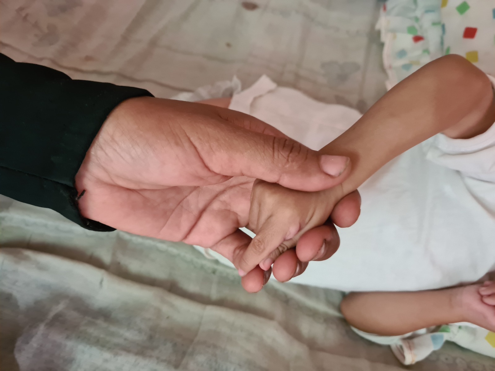 e7d04a8f-2a3a-471d-a621-369d22cc4a09