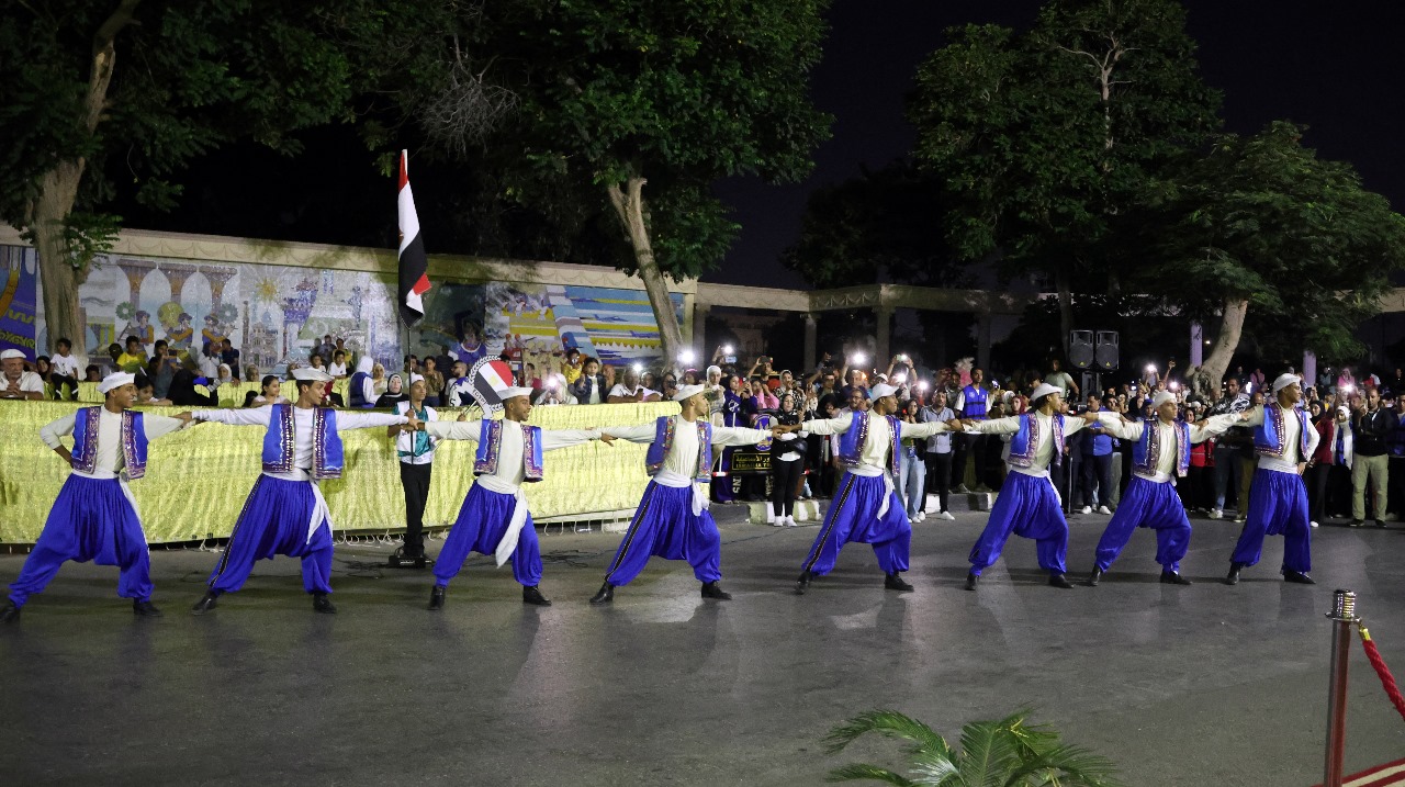 جانب من العروض