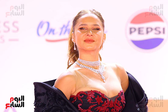 النجمة نيللى كريم