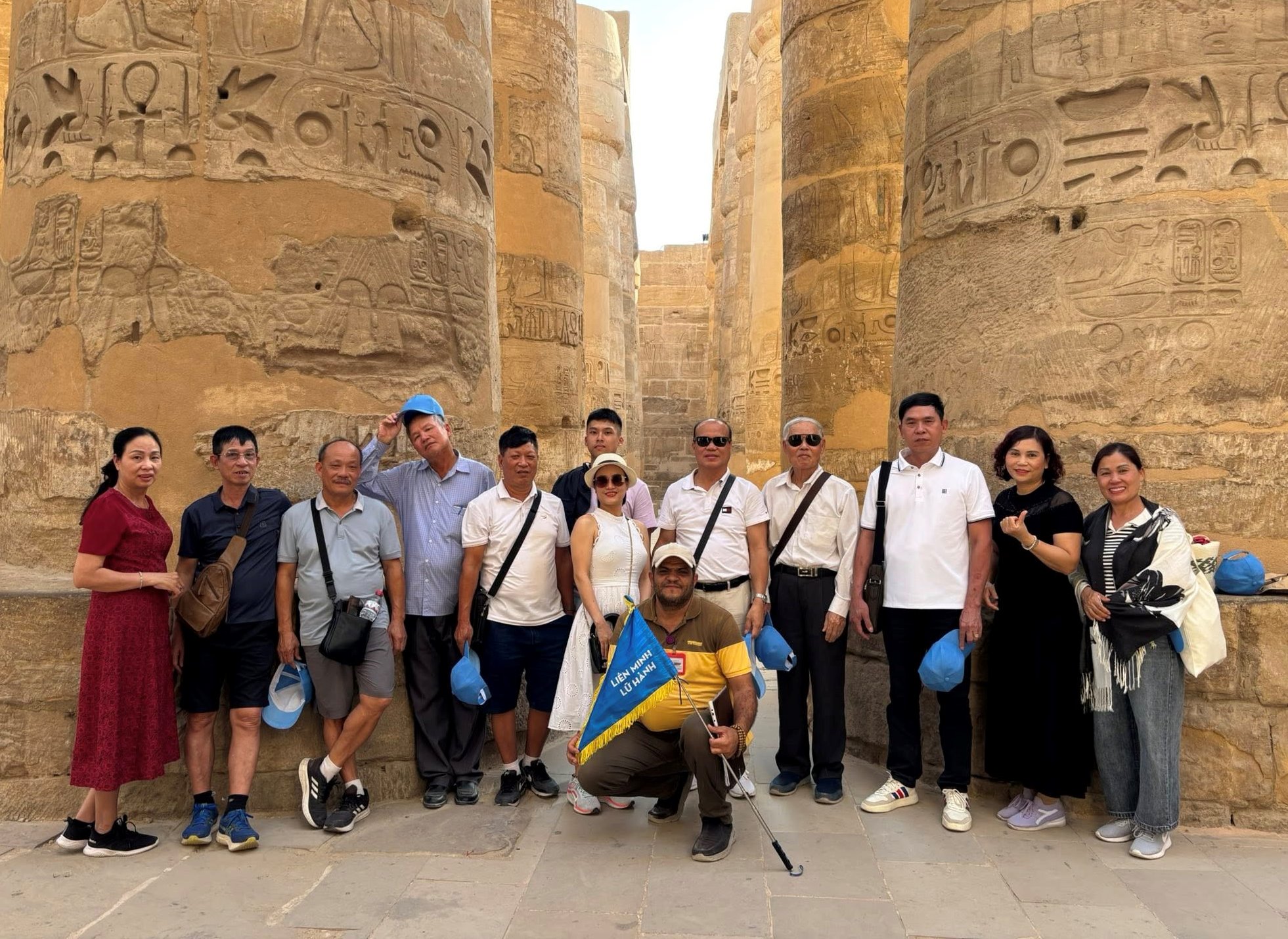 زيارات الأجانب فى معابد الكرنك زيارات الأجانب فى معابد الكرنك