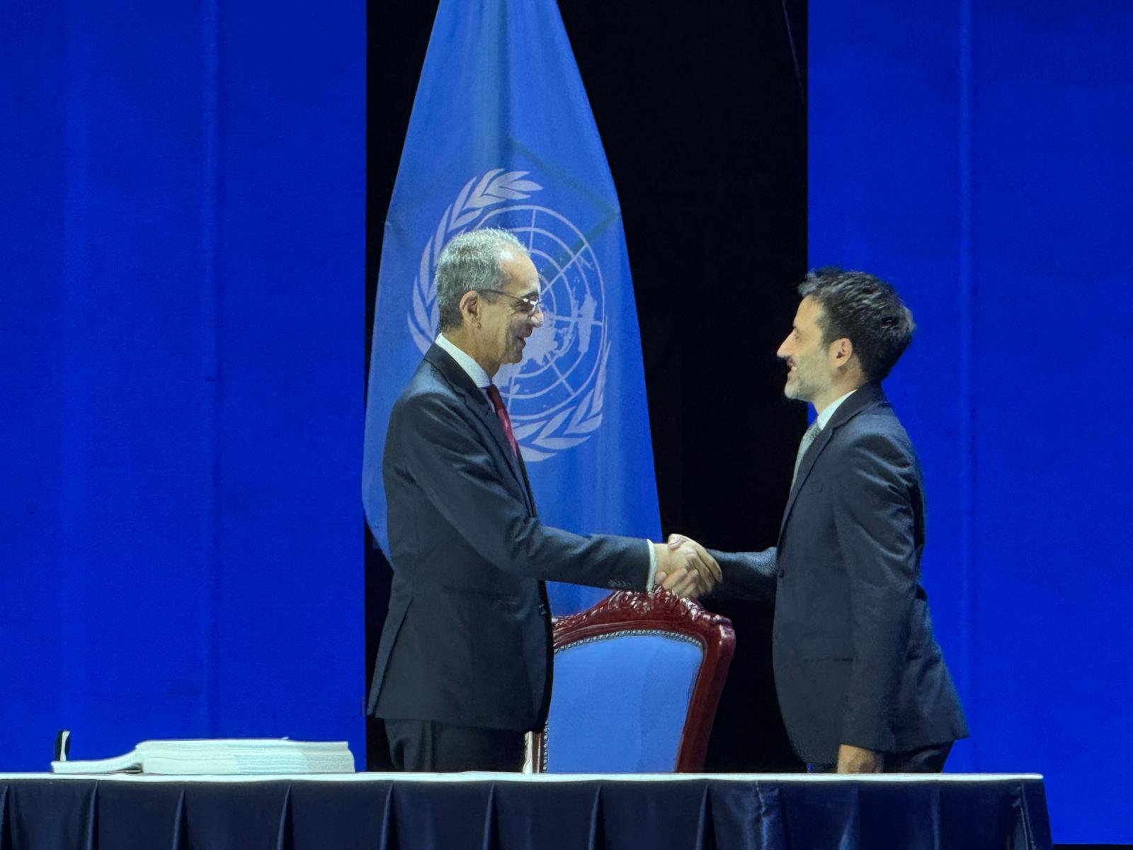 وزير الاتصالات وزير الاتصالات