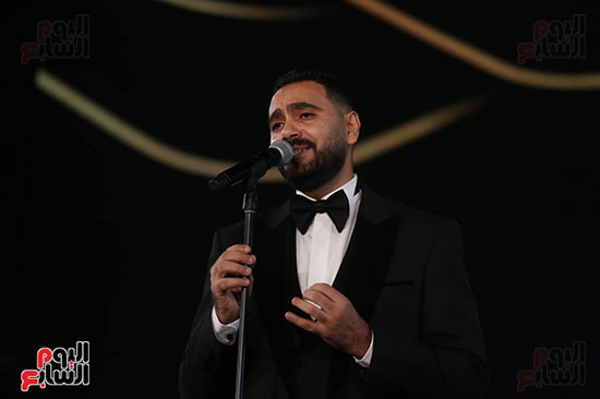 المطرب أحمد سعيد خلال فقرات حفل مهرجان الموسيقى العربية