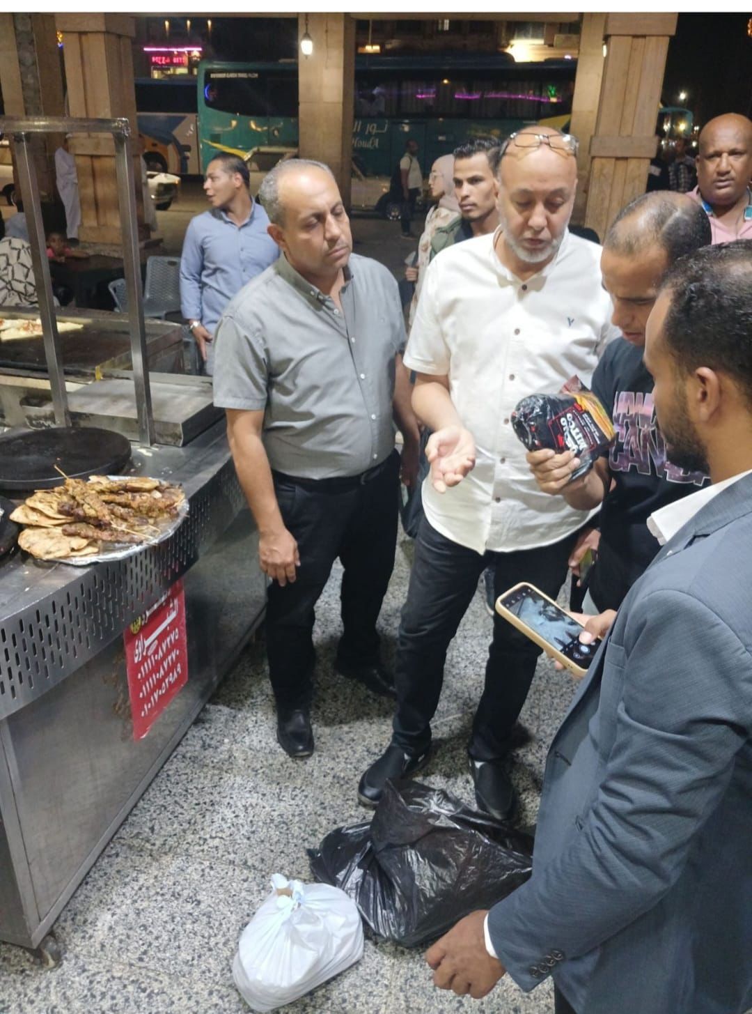 جانب من الحملة جانب من الحملة