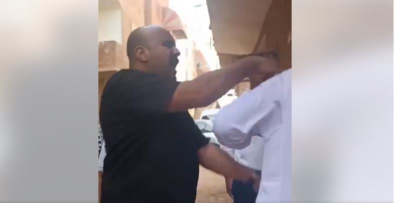 صفع الرجل المسن فى السويس