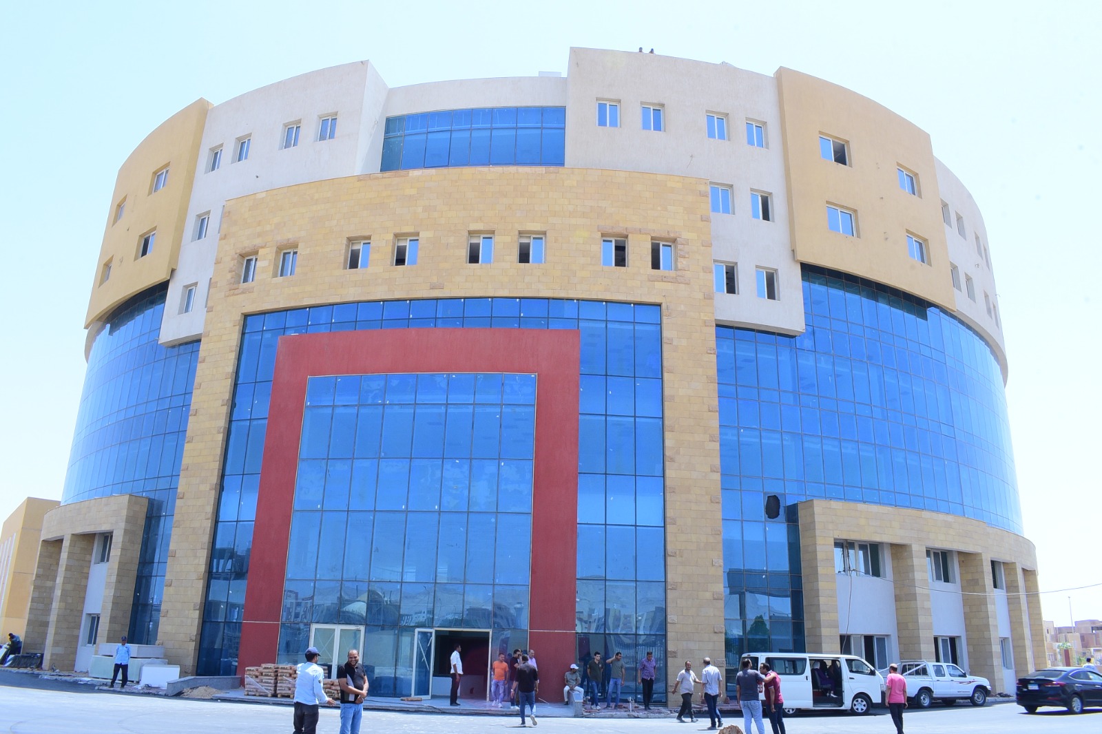 مبنى المستشفى بسوهاج