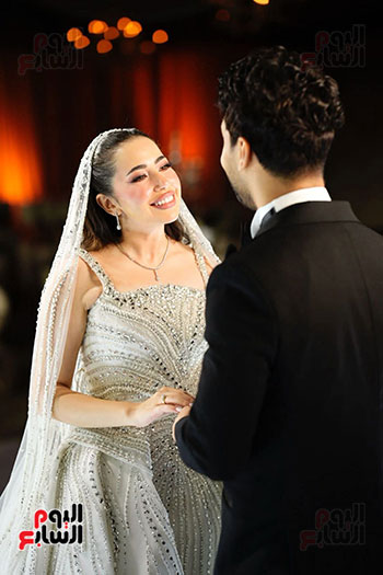 الصور الأولي لجلسة تصوير حفل زفاف أحمد جمال وفرح الموجي الصور الأولي لجلسة تصوير حفل زفاف أحمد جمال وفرح الموجي