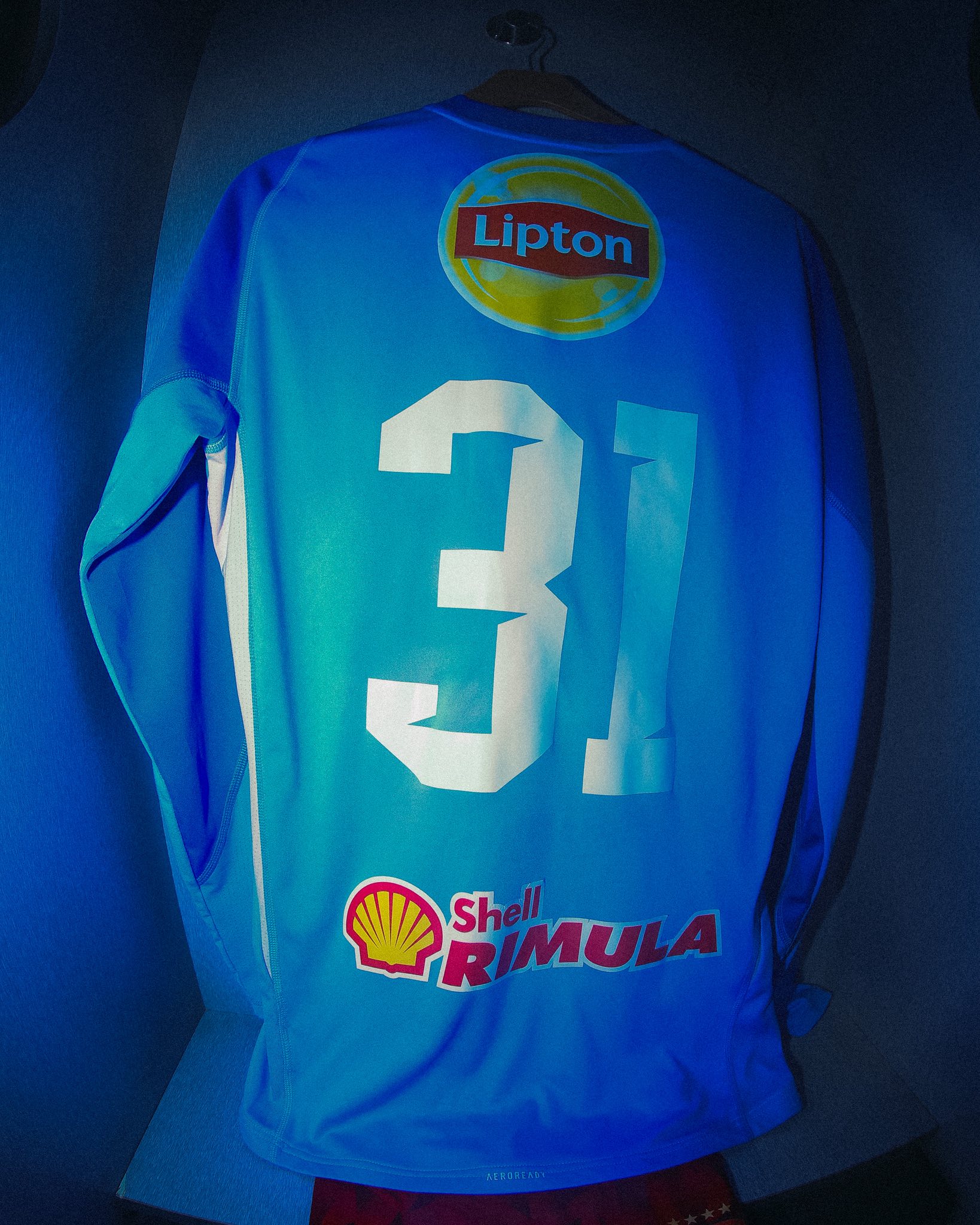 قميص شوبير قميص شوبير